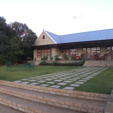 Olive Hill Country Lodge Bloemfontein Eksteriør billede